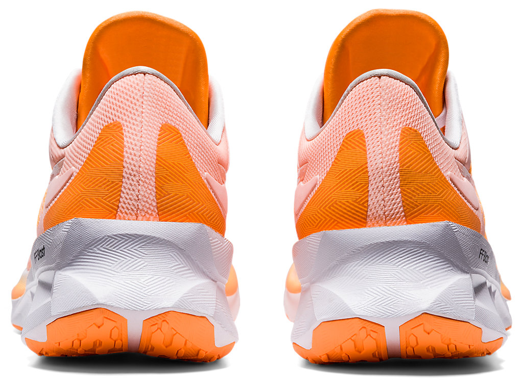 asics Novablast Buty Mężczyźni, orange popwhite asics Novablast Buty Mężczyźni, orange popwhite