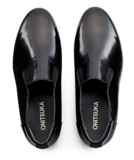SLIP-ON | Onitsuka Tiger Official Website