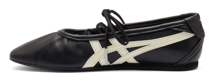 Asics Shoe 3