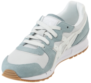 asics gel movimentum