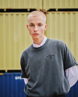 ◆onitsuka tiger◆ Washed oversized t-shirt 2183B388_001 GRAPHIC TEE BLACK | Onitsuka Tiger PL
