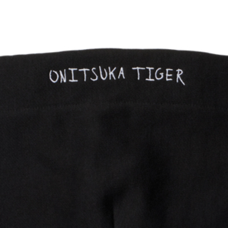 オニツカタイガー パトゥ PATOU SWEAT HOODIE BLACK SWEAT HOODIE