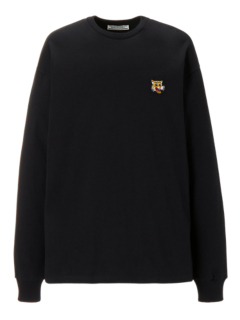 希少なデザイン　海外旅行の頂き物　 ロンＴ　XL 試着のみ美品 LONG SLEEVE GRAPHIC TEE / ロングスリーブグラフィックティー