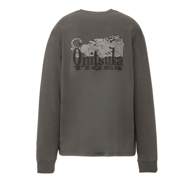 WASHED LONG SLEEVED GRAPHIC TEE