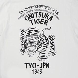 GRAPHIC TEE