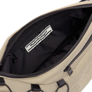 Onitsuka Tiger メッセンジャーバッグ ベージュ Onitsuka Tiger（オニツカタイガー） ショルダーバッグ バッグ