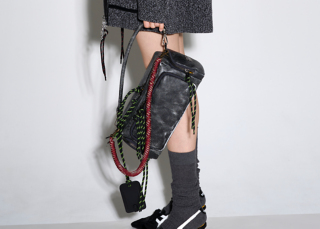 大型 独鈷杵 桐箱付 携帯用袋付 SHOULDER BAG | Onitsuka Tiger Official Website